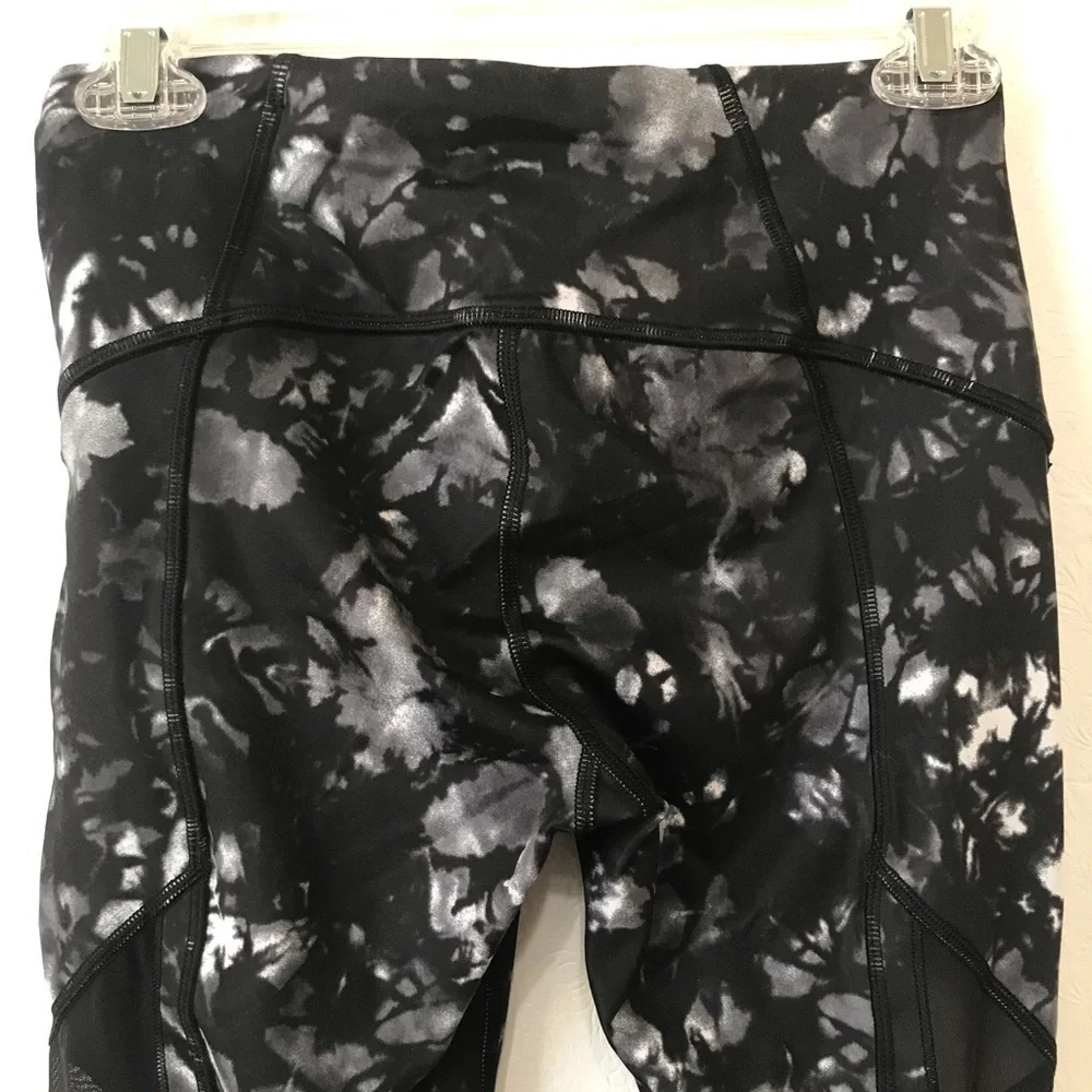 Lululemon Sun Runner Crop Leggings